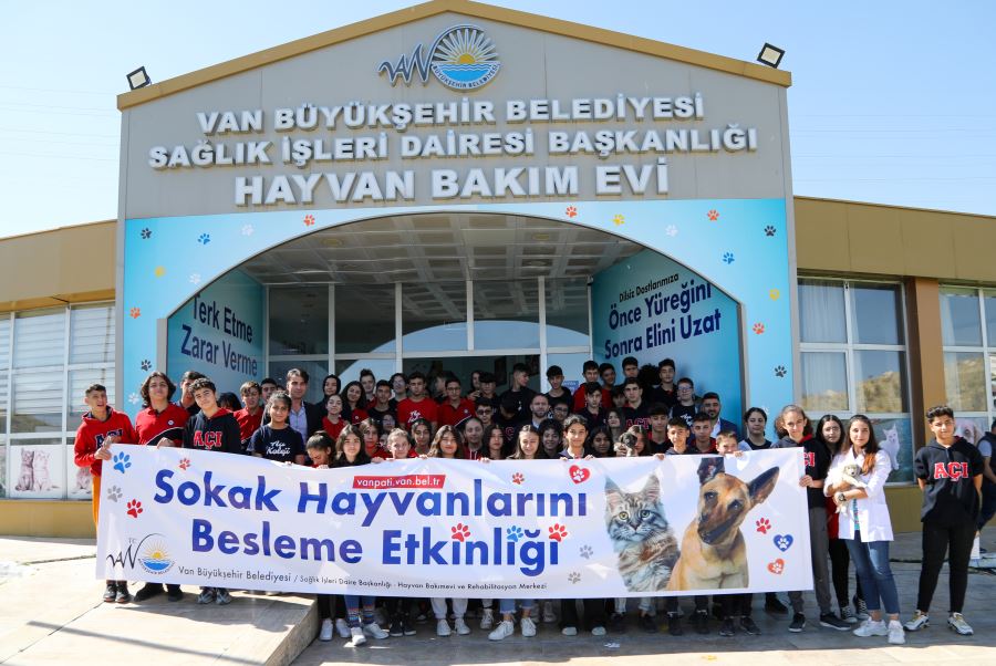 SOKAK HAYVANLARINA VAN BÜYÜKŞEHİR BELEDİYESİ SAHİP ÇIKIYOR