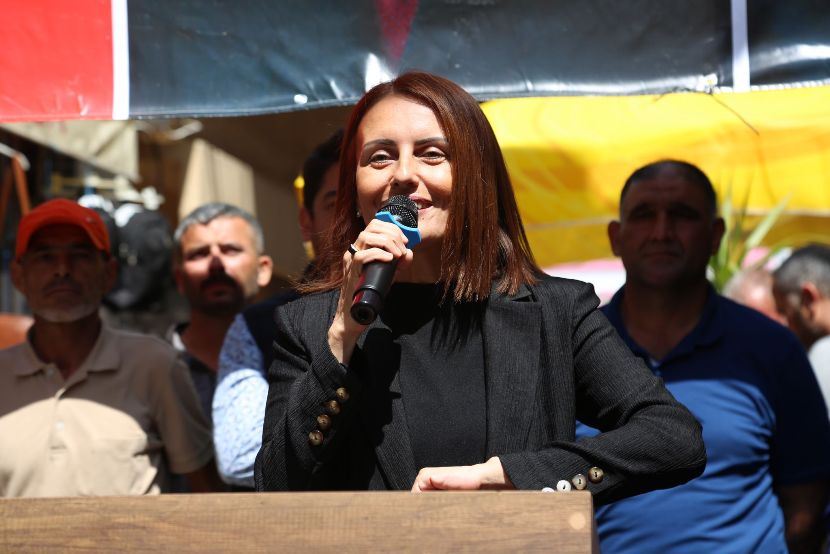 SÖYLEMEZ: “BU SEÇİM KANDİLİN TERÖRİSTLERİ İLE ÇANAKKALE’NİN YİĞİTLERİNİN SEÇİMİ OLACAK”