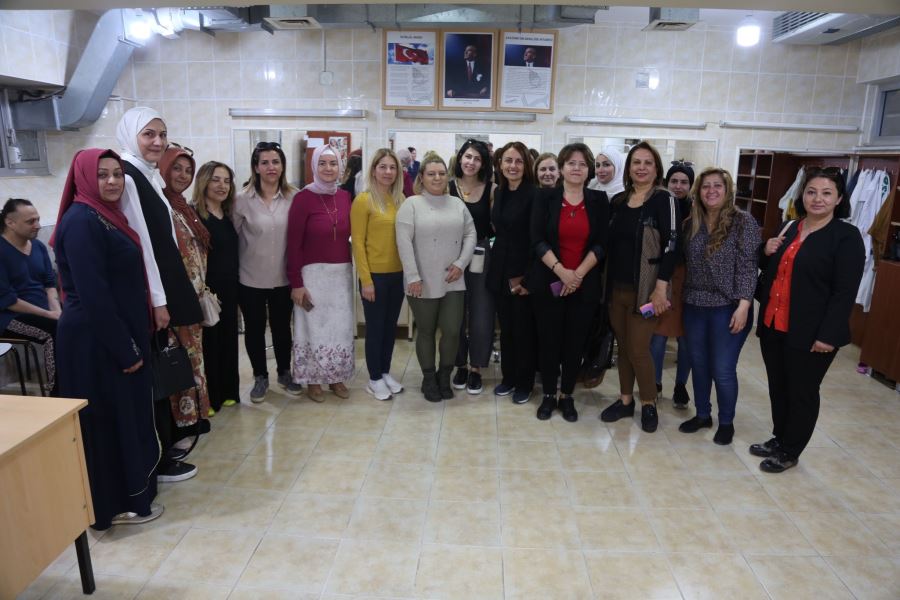 SÖYLEMEZ: “BUGÜN HER ALANDA KADININ ADI VARSA AK PARTİ SAYESİNDEDİR”