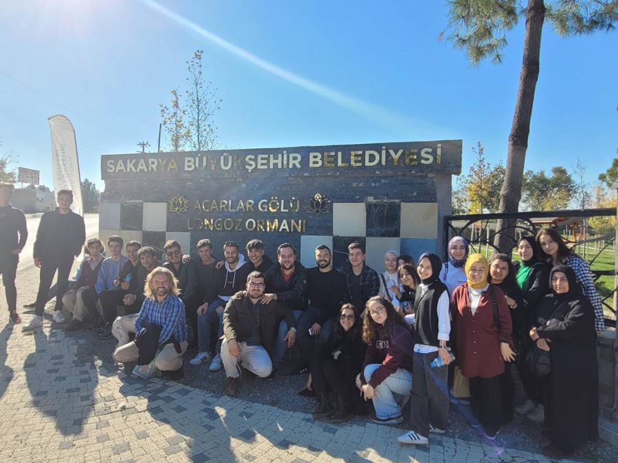 SUBÜ turizm öğrencileri şehrin kuzeyi ve güneyine çıkarma yaptı