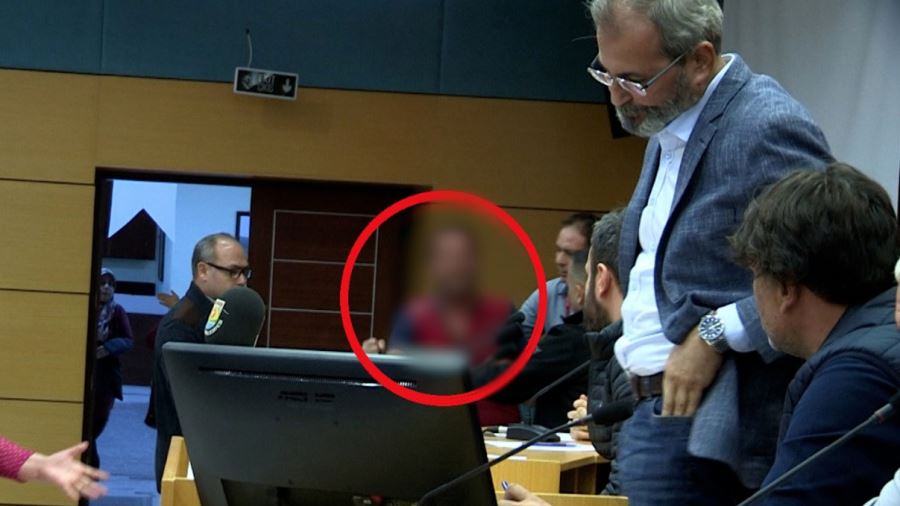 TARSUS BELEDİYE BAŞKANI DR. HALUK BOZDOĞAN'A SALDIRI GİRİŞİMİ