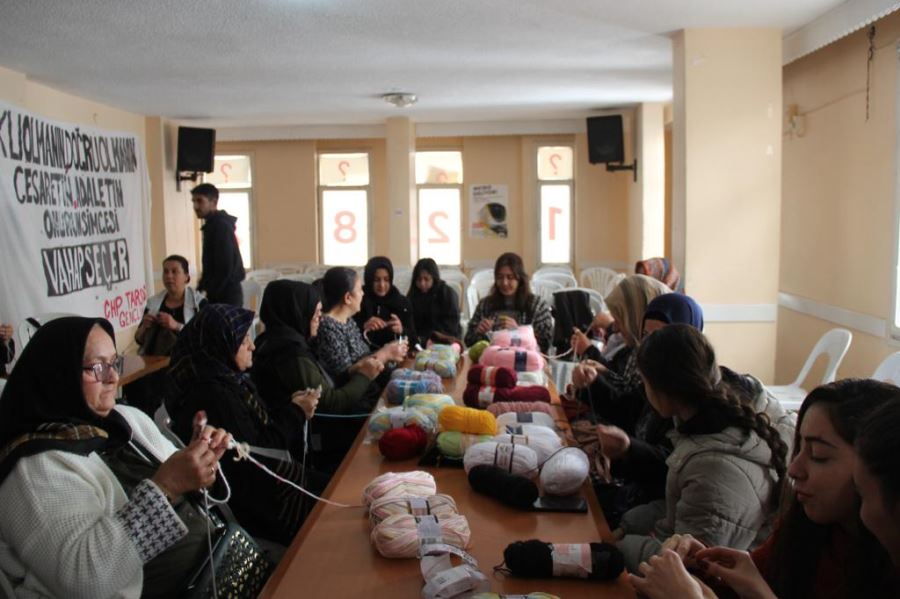 TARSUS CHP’DEN “İLMEK İLMEK DAYANIŞMA ÖRÜYORUZ!” ÇALIŞMASI