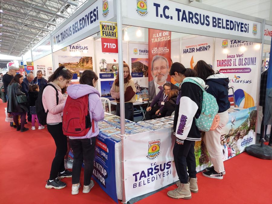 TARSUS, ÇUKUROVA KİTAP FUARI’NDA YOĞUN İLGİ GÖRÜYOR