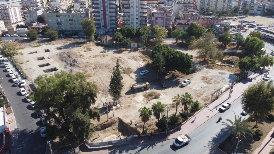 TARSUS’A KENT MEYDANI KAZANDIRILIYOR