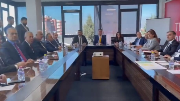 TDP'Lİ AKGÜN:YENİ BAŞKANIMIZ HEPİMİZE HAYIRLI OLSUN!