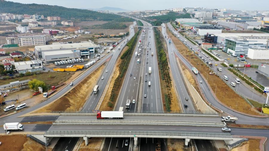 TEM’in Gebze güzergâhı yeşile bürünüyor