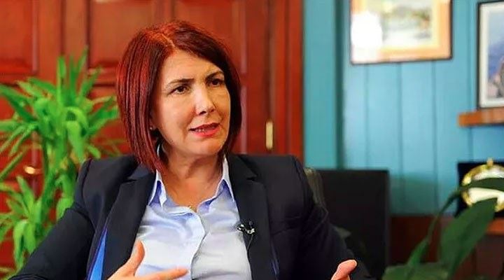 TOPRAK BENLİ: “MÜHÜR SİZDE, SULTAN DA SİZSİNİZ SÜLEYMAN DA!”
