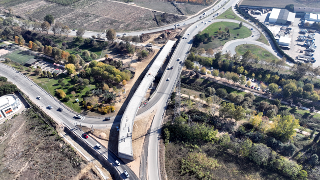 Trafiğe köprülü neşter
