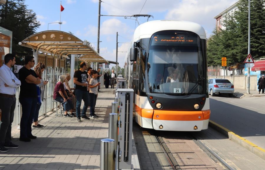TRAMVAYDA YAZ UYGULAMASI BAŞLIYOR