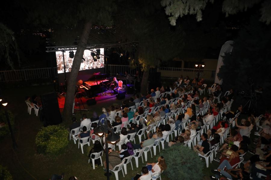 Tuluyhan Uğurlu’dan Selim Sırrı Paşa Konağı’nda unutulmaz konser