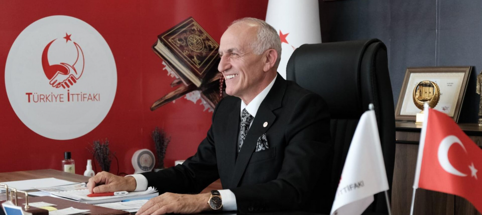 Türkiye İttifakı Genel Başkanı Hakkı Kıroğlu:‘Samimi 10 Lider Bu Ülkeyi Ayağa Kaldırır; Gençler Türkiye İttifakı’na Gelin’ - GÜNDEM - İnternetin Ajansı