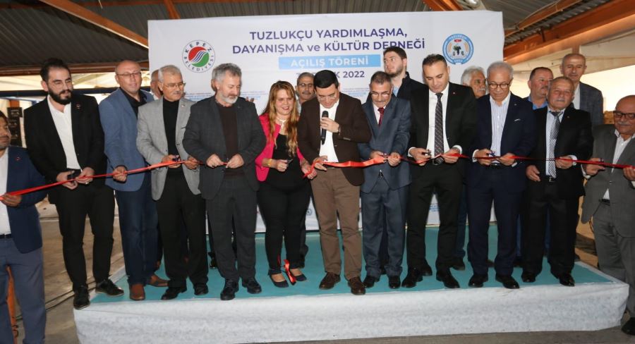 Tütüncü, “Hemşehri dernekleri şehre büyük katkı sunuyor”