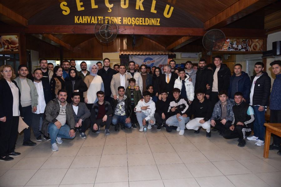 Tütüncü, “Türkiye’nin en önemli seçimi 2023’te”
