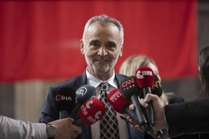 VEKİL AKALIN: TÜRKİYE  CUMHURİYETİ  LAİK BİR ÜLKEDİR!