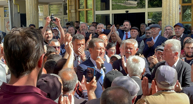 VEKİL SARIGÜL: EL ELE OMUZ OMUZA VERELİM ÇALIŞA ÇALIŞA KAZANALIM
