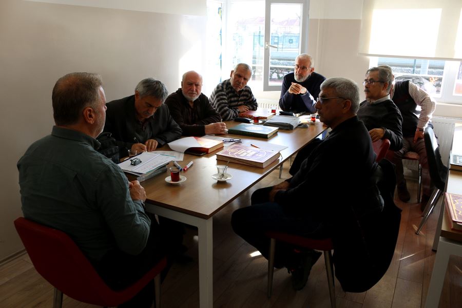 Yaşlılar Kur’an-ı Kerim kursuna yoğun ilgi gösterdi