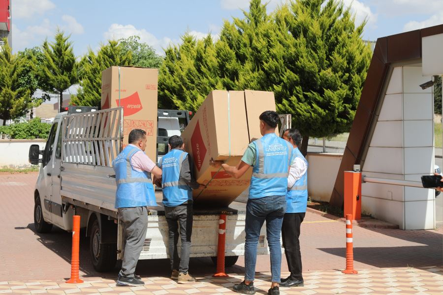 YENİ ÇİFTLERİN EV İHTİYAÇLARI GİDERİLMEYE BAŞLANDI