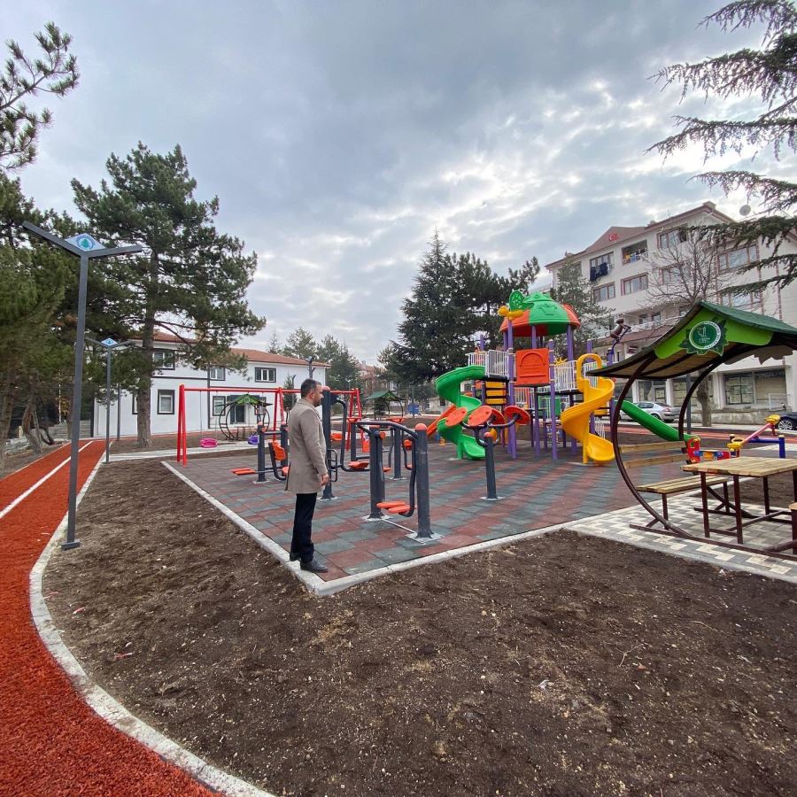 Yenilenen Park Altınova Mahallesine Çok Yakıştı
