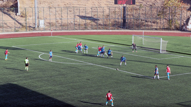 Yenimahalle Belediyespor, galibiyete doymuyor