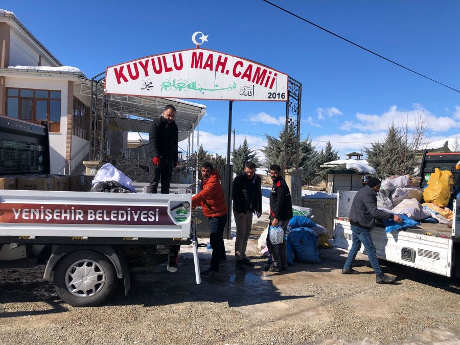 Yenişehir Belediyesi Malatya’daki köylere yardım malzemesi ulaştırıyor