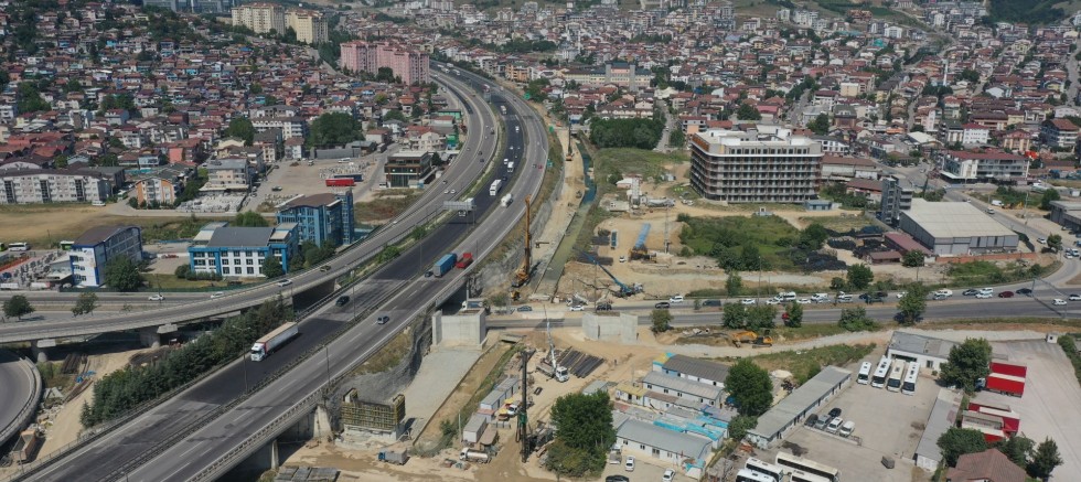 Yeşilova-Solaklar Kavşağında hummalı çalışma - GÜNDEM - İnternetin Ajansı
