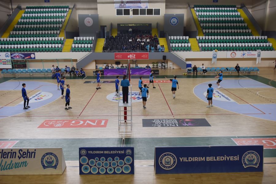 YILDIRIM’DA 2. KÜME OKUL SPORLARI ŞENLİKLERİ BAŞLADI
