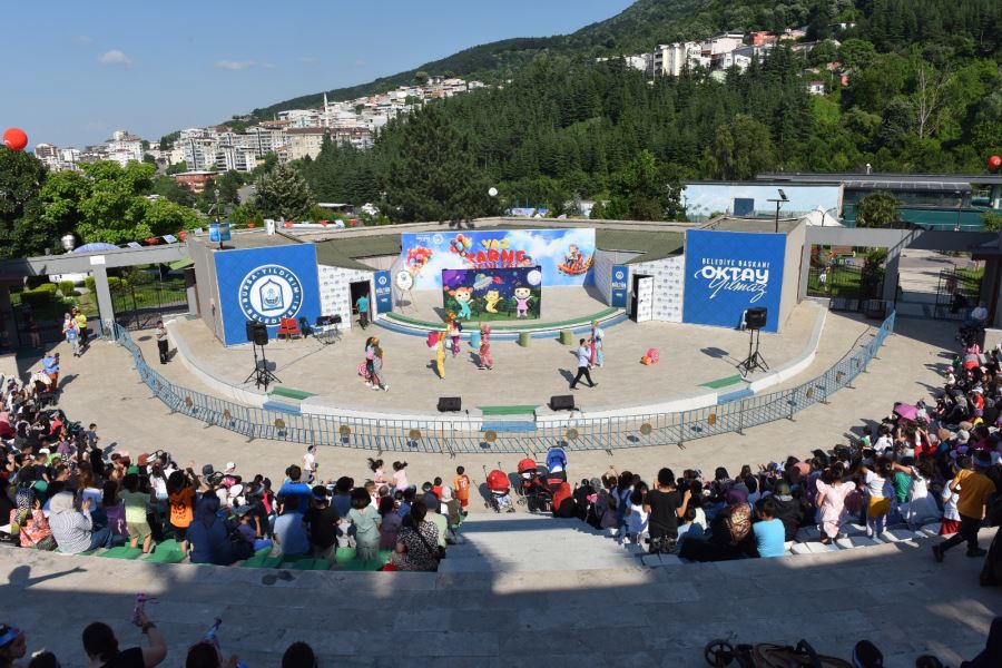 YILDIRIMLI ÇOCUKLAR DOYASIYA EĞLENDİ