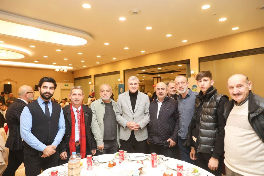 Yüce gazetecileri özel günde misafir etti: “Siz toplumun gören gözü, duyan kulağısınız”