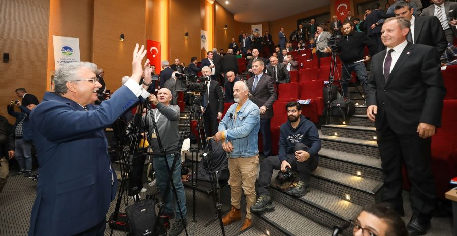 Yüce’den mecliste 4 yeni proje müjdesi: Nehir Ada, Botanik Park ve Kongre Merkezi geliyor
