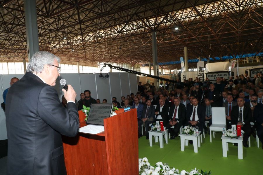 Yüce’den Tarım Fuarı’nda önemli mesaj: “Sakarya’nın adını tarımda altın harflerle yazacağız”
