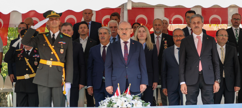 Yusuf Alemdar Sakaryalıların bayram coşkusuna ortak oldu: “Onların vatan sevgisi hiçbir zaman sınır tanımadı” - TÜRKİYE - İnternetin Ajansı