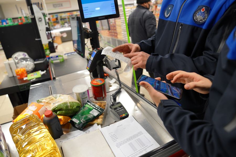 ZABITA EKİPLERİNDEN MARKET DENETİMİ
